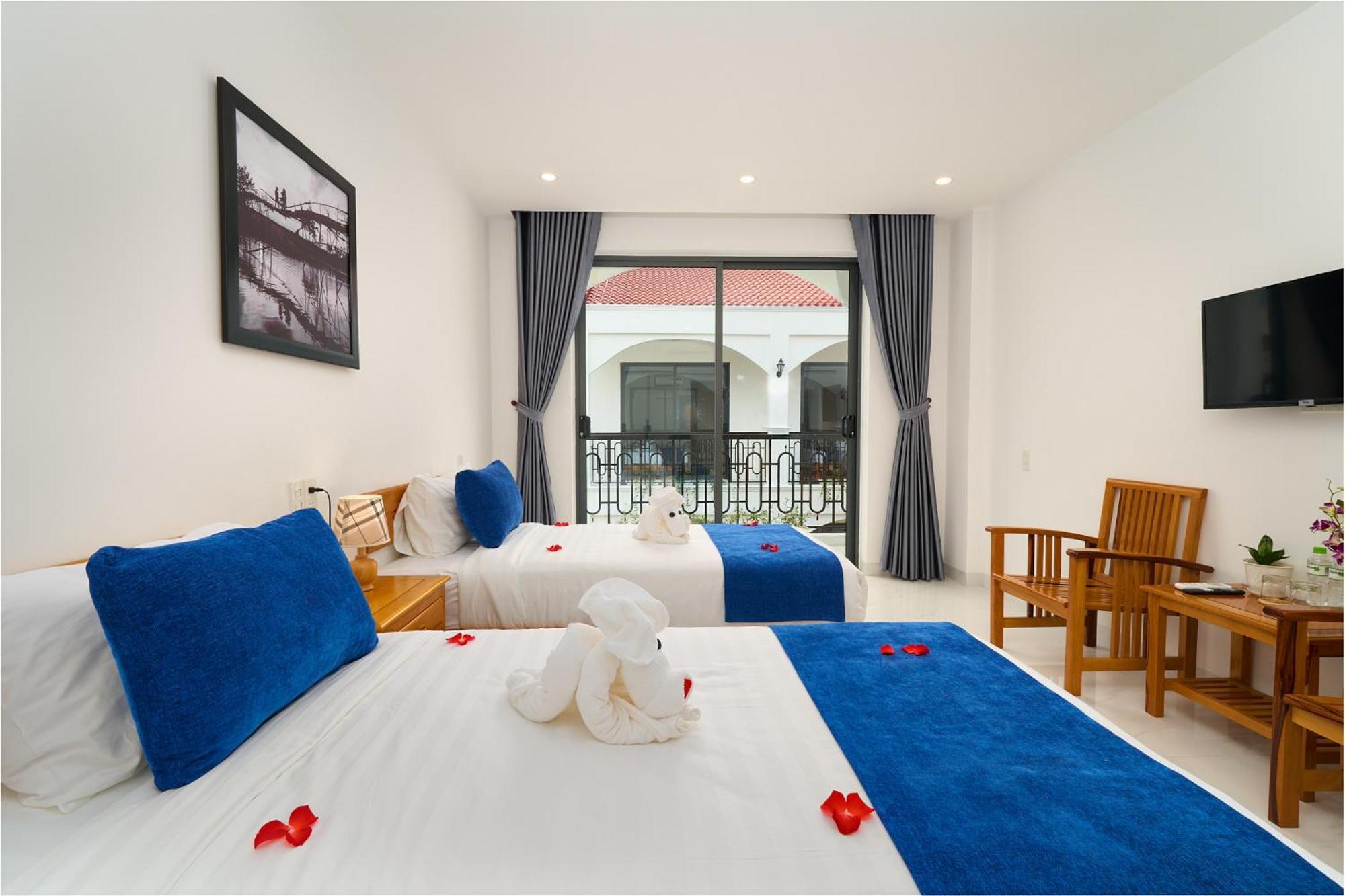 Hoi An Legend Charm Boutique Hotel Exterior photo