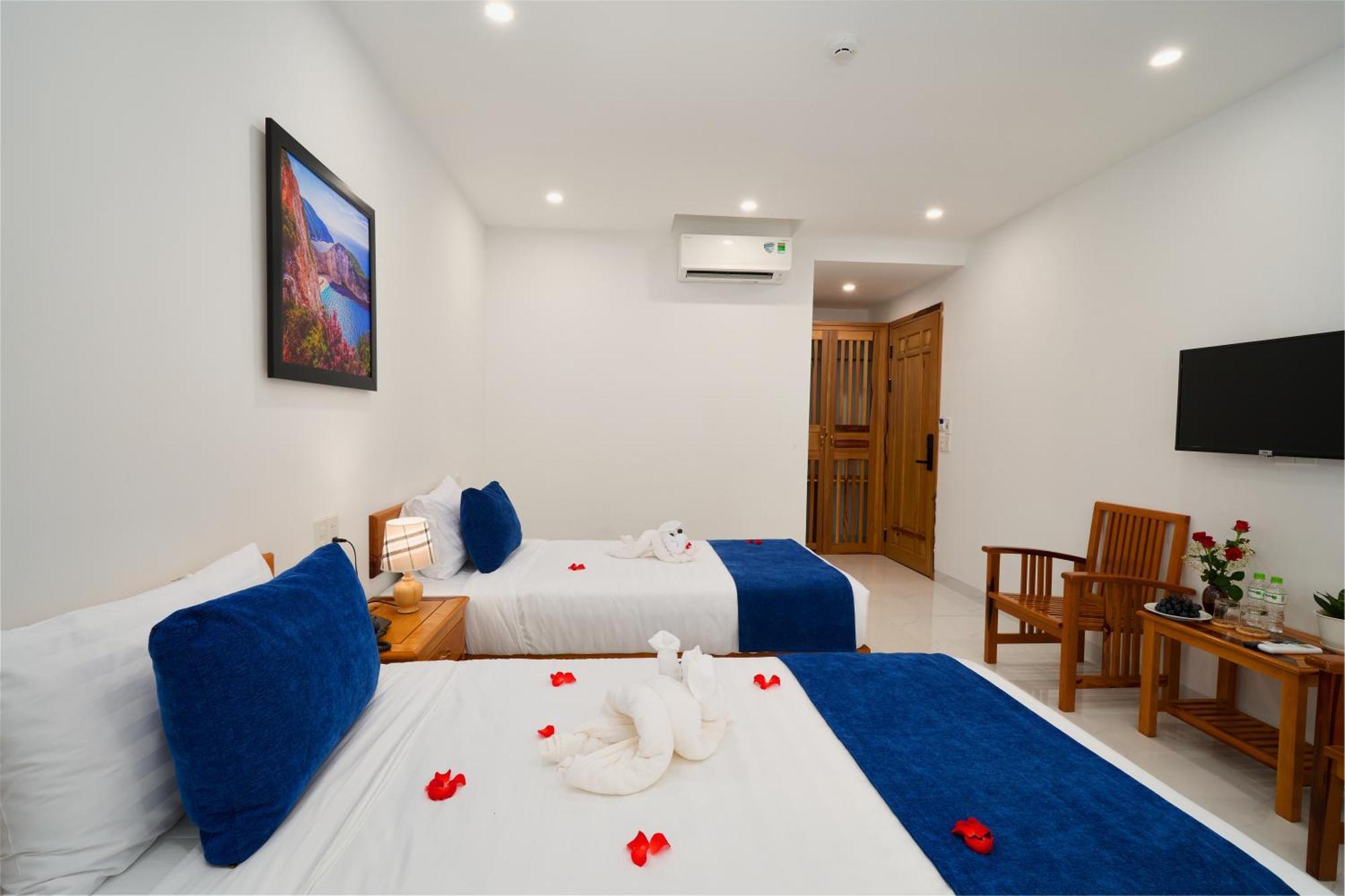 Hoi An Legend Charm Boutique Hotel Exterior photo